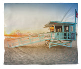 Load image into Gallery viewer, Duvet - Santa Monica Pier
