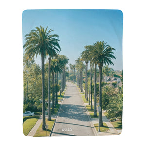 Vertical Throw Blanket - Beverly Palms