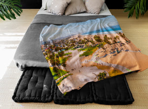 Horizontal Throw Blanket - Venice Beach